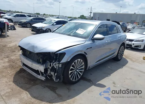 2019 Audi E-Tron Premium Plus из США, поврежденный, VIN WA1VAAGEXKB020994